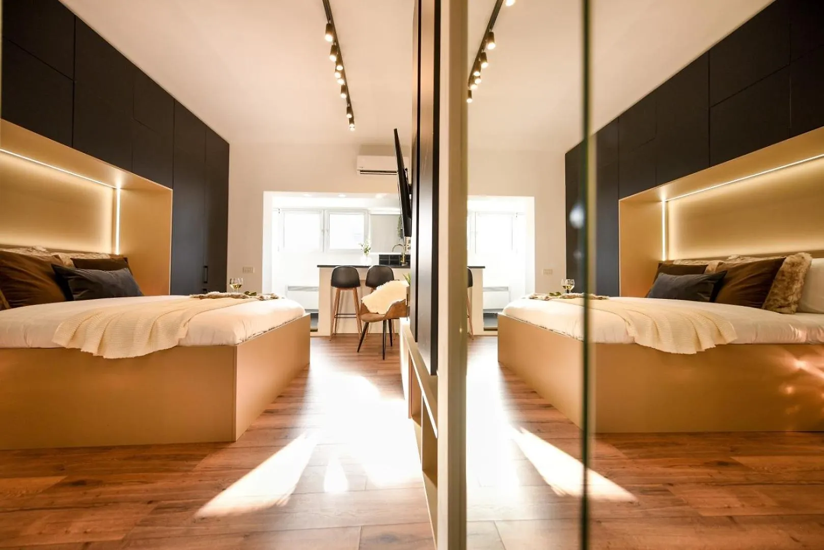 Calea Victoriei Elegance - Modern Studio Bucharest Apartment
