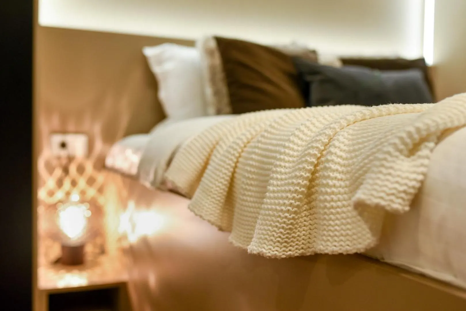 Apartment Calea Victoriei Elegance - Modern Studio Bucharest